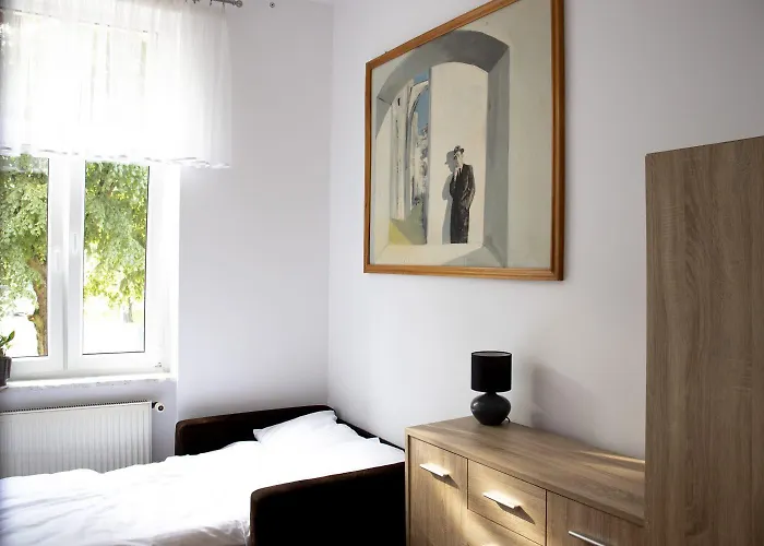 Apartament Pomorska 6 *